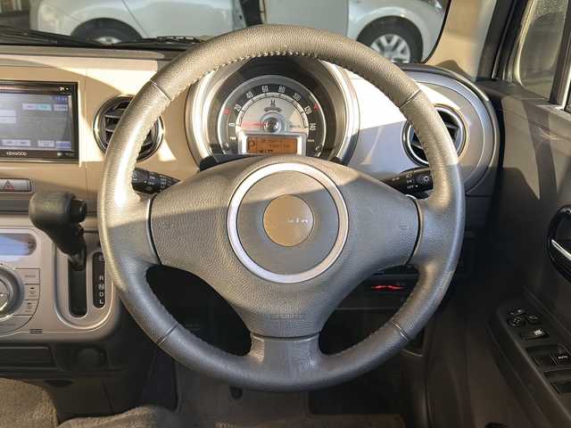 スズキ ラパン 10thアニバーサリーリミテッド 静岡県 2012(平24)年 9.4万km 茶 社外ナビ/シートヒーターD席/ETC/純正アルミホイール/純正フロアマット/スマートキー/スペアキー×１/プッシュスタート/オートエアコン/ハロゲンヘッドライト/Wエアバッグ/ABS/パワーウィンドウ/パワーステアリング