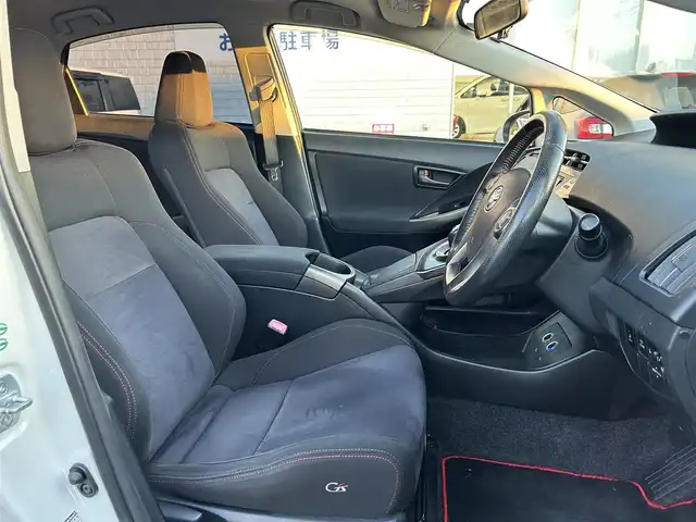 トヨタ プリウス S ツーリングセレ G’s 群馬県 2013(平25)年 9.4万km ホワイトパールクリスタルシャイン (株)IDOMが運営する【じしゃロン伊勢崎店】の自社ローン専用車両になりますこちらは現金またはオートローンご利用時の価格です。自社ローンご希望の方は別途その旨お申付け下さい/社外SDナビゲーション/バックカメラ/CD/DVD/SD/BT/DTV/ビルトインETC/オートライト/フォグライト/ドアバイザー/純正フロアマット