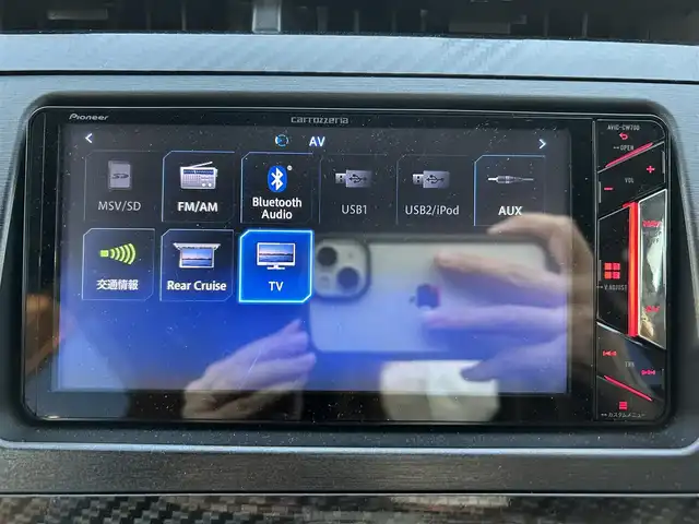 トヨタ プリウス S ツーリングセレ G’s 群馬県 2013(平25)年 9.4万km ホワイトパールクリスタルシャイン (株)IDOMが運営する【じしゃロン伊勢崎店】の自社ローン専用車両になりますこちらは現金またはオートローンご利用時の価格です。自社ローンご希望の方は別途その旨お申付け下さい/社外SDナビゲーション/バックカメラ/CD/DVD/SD/BT/DTV/ビルトインETC/オートライト/フォグライト/ドアバイザー/純正フロアマット