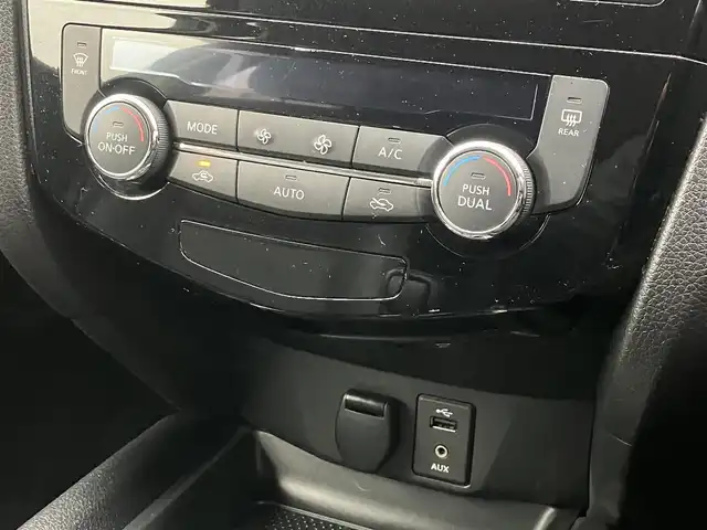 日産 エクストレイル 20X 道南・函館 2015(平27)年 8.4万km ダイヤモンドブラック /純正ナビ//フルセグＴＶ//全周囲カメラ//エンジンスターター//シートヒーター//ハーフレザーシート//コーナーセンサー//コーナリングスタビリティアシスト//オートライト//フロアマット//スマートキー//スペアキー//プッシュスタート//ＥＴＣ