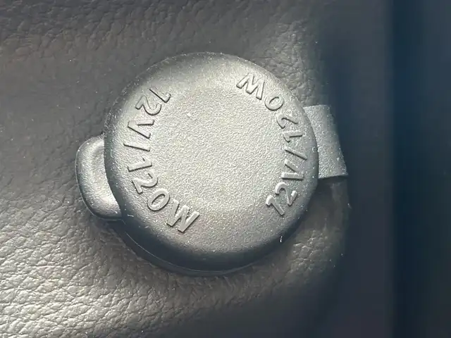 スズキ アルト L 愛媛県 2021(令3)年 2万km スペリアホワイト 純正オーディオ/AM・FM/CD/AUX/オートライト/横滑り防止装置/電動格納ドアミラー/D席シートヒーター/アイドリングストップ/リモコンキー/スペアキー/横滑り防止装置/盗難防止装置/ハロゲンヘッドライト/純正フロアマット/純正ホイールキャップ