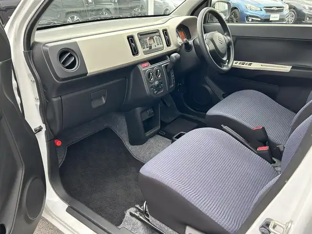 スズキ アルト L 愛媛県 2021(令3)年 2万km スペリアホワイト 純正オーディオ/AM・FM/CD/AUX/オートライト/横滑り防止装置/電動格納ドアミラー/D席シートヒーター/アイドリングストップ/リモコンキー/スペアキー/横滑り防止装置/盗難防止装置/ハロゲンヘッドライト/純正フロアマット/純正ホイールキャップ