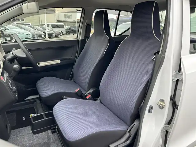 スズキ アルト L 愛媛県 2021(令3)年 2万km スペリアホワイト 純正オーディオ/AM・FM/CD/AUX/オートライト/横滑り防止装置/電動格納ドアミラー/D席シートヒーター/アイドリングストップ/リモコンキー/スペアキー/横滑り防止装置/盗難防止装置/ハロゲンヘッドライト/純正フロアマット/純正ホイールキャップ