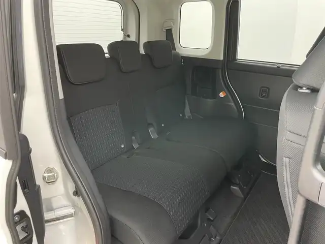 ダイハツ トール カスタムG ターボ 岡山県 2025(令7)年 1万km パールホワイトⅢ 純正9インチディスプレイオーディオ/(Bluetooth/USB/HDMI/Carplay/フルセグTV)/全方位カメラ/両側電動スライドドア/ステアリングリモコン/レーダークルーズコントロール/コーナーセンサー(前後)/オートハイビーム/LEDヘッドライト/レーンアシスト/オートブレーキホールド/アイドリングストップ/スマートキー(2本)/純正15インチアルミホイール/純正フロアマット