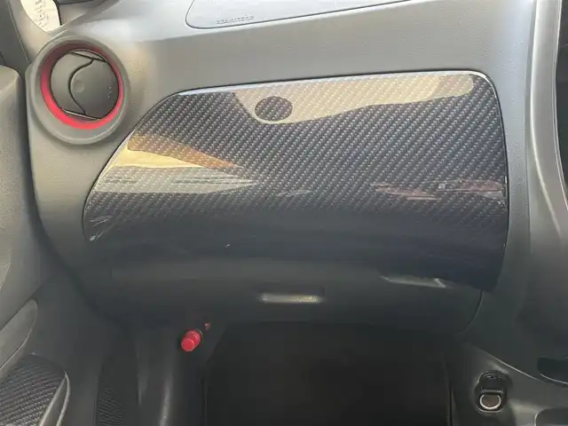 日産 ノート e－パワーニスモ S 静岡県 2020(令2)年 5万km ブリリアントホワイトパール 純正ナビ/（AM/FM/CD/DVD/BT)/フルセグTV/アラウンドビューモニター/バックカメラ/レーダークルーズコントロール/スマートキー/プッシュスタート/デジタルインナーミラー/MOMOシフト（純正積込あり）/レオニス17インチアルミホイール/純正フロアマット/エマージェンシーブレーキ/レーンキープアシスト/横滑り防止装置/LEDヘッドライト/オートマチックハイビーム/保証書