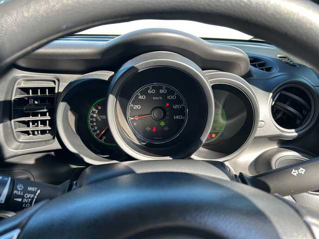 ホンダ Ｎ ＢＯＸ G SSパッケージ 大阪府 2016(平28)年 6.8万km プレミアムホワイトパールⅡ 純正ナビ（フルセグ/Ｂｌｕｅｔｏｏｔｈ/DVD/CD)/両側パワースライドドア　/バックカメラ　/横滑り防止装置　/オートライト　/アイドリングストップ　/社外フロアマット　/純正キセノンライト　/USB入力端子/スペアキー１本　/ビルトインＥＴＣ　/取扱説明書