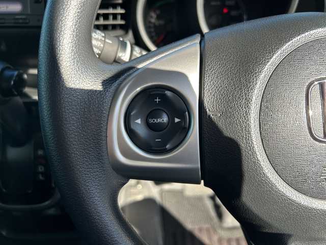 ホンダ Ｎ ＢＯＸ G SSパッケージ 大阪府 2016(平28)年 6.8万km プレミアムホワイトパールⅡ 純正ナビ（フルセグ/Ｂｌｕｅｔｏｏｔｈ/DVD/CD)/両側パワースライドドア　/バックカメラ　/横滑り防止装置　/オートライト　/アイドリングストップ　/社外フロアマット　/純正キセノンライト　/USB入力端子/スペアキー１本　/ビルトインＥＴＣ　/取扱説明書