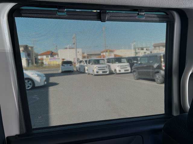 ホンダ Ｎ ＢＯＸ G SSパッケージ 大阪府 2016(平28)年 6.8万km プレミアムホワイトパールⅡ 純正ナビ（フルセグ/Ｂｌｕｅｔｏｏｔｈ/DVD/CD)/両側パワースライドドア　/バックカメラ　/横滑り防止装置　/オートライト　/アイドリングストップ　/社外フロアマット　/純正キセノンライト　/USB入力端子/スペアキー１本　/ビルトインＥＴＣ　/取扱説明書