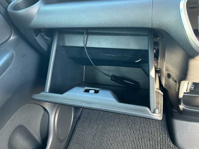 ホンダ Ｎ ＢＯＸ G SSパッケージ 大阪府 2016(平28)年 6.8万km プレミアムホワイトパールⅡ 純正ナビ（フルセグ/Ｂｌｕｅｔｏｏｔｈ/DVD/CD)/両側パワースライドドア　/バックカメラ　/横滑り防止装置　/オートライト　/アイドリングストップ　/社外フロアマット　/純正キセノンライト　/USB入力端子/スペアキー１本　/ビルトインＥＴＣ　/取扱説明書