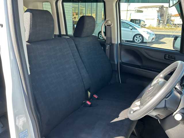 ホンダ Ｎ ＢＯＸ G SSパッケージ 大阪府 2016(平28)年 6.8万km プレミアムホワイトパールⅡ 純正ナビ（フルセグ/Ｂｌｕｅｔｏｏｔｈ/DVD/CD)/両側パワースライドドア　/バックカメラ　/横滑り防止装置　/オートライト　/アイドリングストップ　/社外フロアマット　/純正キセノンライト　/USB入力端子/スペアキー１本　/ビルトインＥＴＣ　/取扱説明書