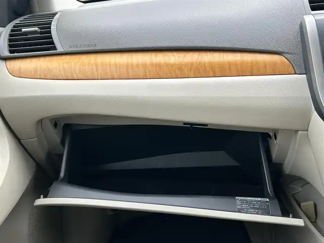トヨタ プレミオ 1．8X Lパッケージ 静岡県 2007(平19)年 5.3万km シルバーM ワンオーナー/純正オーディオディスプレイ/　（AM/FM/CD）/バックカメラ/純正シートカバー/横滑り防止装置/純正ドアバイザー/純正フロアマット/スマートキー/ダブルサイドエアバッグ/オートライト/保証書/取扱説明書