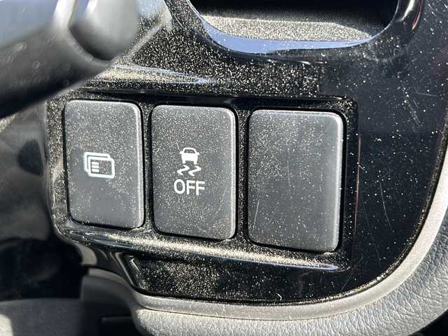 三菱 アウトランダー ＰＨＥＶ G セーフティパッケージ 山梨県 2017(平29)年 7.5万km スターリングシルバーM