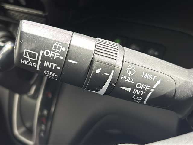 ホンダ Ｎ ＢＯＸ カスタム G L ホンダセンシング 沖縄県 2018(平30)年 4万km シャイニンググレーM 禁煙車/純正ナビ/（CD/DVD/フルセグTV/Bluetooth)/ドライブレコーダー/パワースライドドア/純正フロアマット/純正アルミホイール/コーナーセンサー/衝突軽減ブレーキ/スマートキー/スペアキー/取扱説明書/保証書