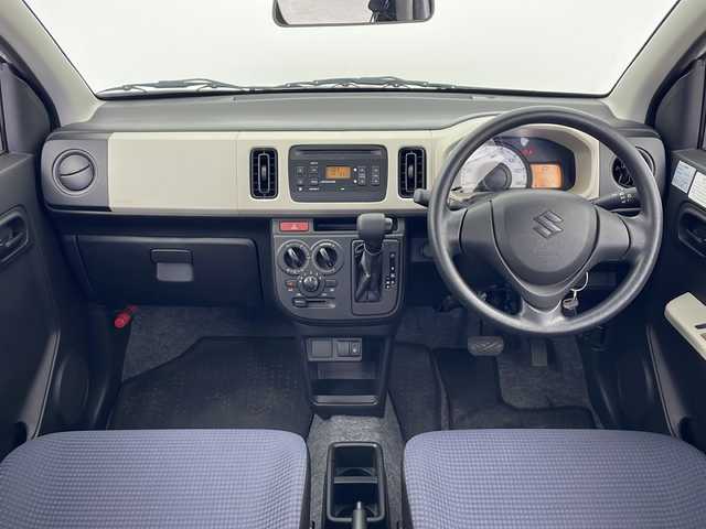 スズキ アルト F 秋田県 2020(令2)年 3.3万km スペリアホワイト 純正オーディオ【AM/FM/CD/AUX】　/運転席シートヒーター　/純正フロアマット　/横滑り防止装置　/ライトレベライザー　/リモコンキー　/スペアキー有り　/サイドバイザー　/純正ホイールキャップ付きサマータイヤ積み込み有り