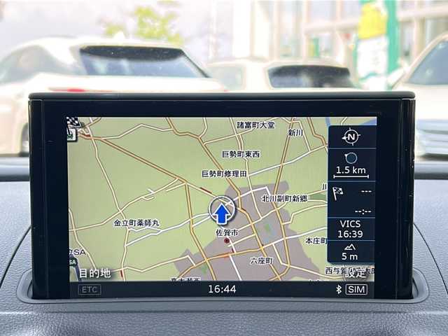 アウディ Ａ３ スポーツバック 1．4 TFSI 佐賀県 2016(平28)年 9.4万km ミトスブラックメタリック 純正ナビ/Bluetooth/CD/DVD/バックカメラ/フルセグTV/前後ドライブレコーダー/クルーズコントロール/パドルシフト/クリアランスソナー/オートエアコン/オートライト/プッシュスタート/革巻きステアリング/ステアリングスイッチ/電格ウィンカーミラー/アイドリングストップ/布系シート/ETC/純正アルミホイール/保証書/取扱説明書