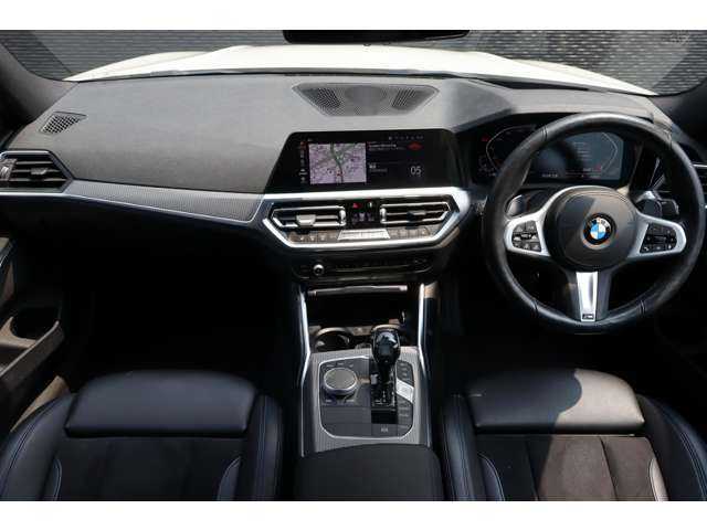 ＢＭＷ ３２０ｉ Mスポーツ 大分県 2019(平31)年 7.2万km アルピンホワイトⅢ ワンオーナー/インテリジェントセーフティ/ヘッドアップディスプレイ/黒ハーフレザー/・シートヒーター/純正ナビ/・全方位カメラ/・AppleCarPlay/・Bluetooth/・自動駐車/ワイヤレス充電/LEDライト/・オートハイビーム/・Ｆ／Ｒフォグ/純正１８インチアルミホイール/ステアリングスイッチ/パドルシフト/ビルトインETC