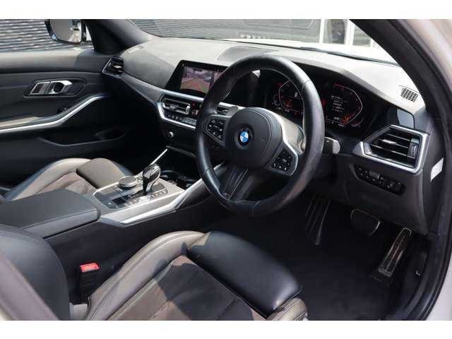ＢＭＷ ３２０ｉ Mスポーツ 大分県 2019(平31)年 7.2万km アルピンホワイトⅢ ワンオーナー/インテリジェントセーフティ/ヘッドアップディスプレイ/黒ハーフレザー/・シートヒーター/純正ナビ/・全方位カメラ/・AppleCarPlay/・Bluetooth/・自動駐車/ワイヤレス充電/LEDライト/・オートハイビーム/・Ｆ／Ｒフォグ/純正１８インチアルミホイール/ステアリングスイッチ/パドルシフト/ビルトインETC