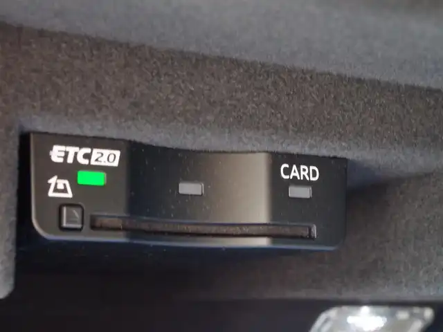 アウディ アウディ Ａ６ アバント 40TDIクワトロ Sライン 埼玉県 2023(令5)年 1.6万km ミトスブラックメタリック ブラックレザーシート/アダプティブクルーズコントロール/バーチャルコックピット/CarPlay/パークセンサー/ブラインドスポットモニター/バック/フロントカメラ/純正ナビ/ドラレコ/ETC/フルセグTV/イージークローザー/置くだけ充電/全席シートヒーター/ベンチレーション/シートポジションメモリー機能