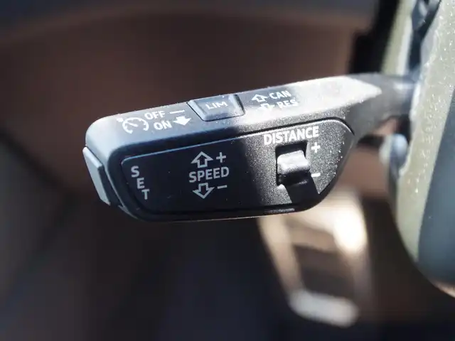 アウディ アウディ Ａ６ アバント 40TDIクワトロ Sライン 埼玉県 2023(令5)年 1.6万km ミトスブラックメタリック ブラックレザーシート/アダプティブクルーズコントロール/バーチャルコックピット/CarPlay/パークセンサー/ブラインドスポットモニター/バック/フロントカメラ/純正ナビ/ドラレコ/ETC/フルセグTV/イージークローザー/置くだけ充電/全席シートヒーター/ベンチレーション/シートポジションメモリー機能