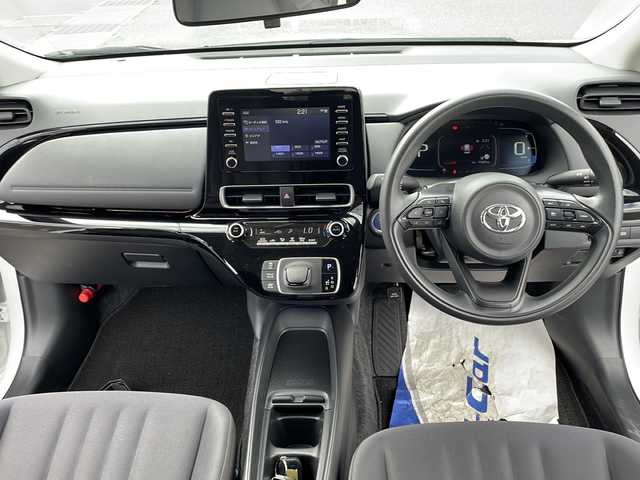 トヨタ アクア X 岩手県 2021(令3)年 1.8万km プラチナホワイトパールマイカ 純正ディスプレイオーディオ/AM/FM/Bluetooth/純正オーディオ/ビルトインETC/衝突被害軽減ブレーキ/レーンキープアシスト/横滑り防止装置/アイドリングストップ/オートライト/オートハイビーム/LEDヘッドライト/スマートキー/プッシュスタート/電動格納ミラー/社外フロアマット/ドアバイザー/保証書/取扱説明書