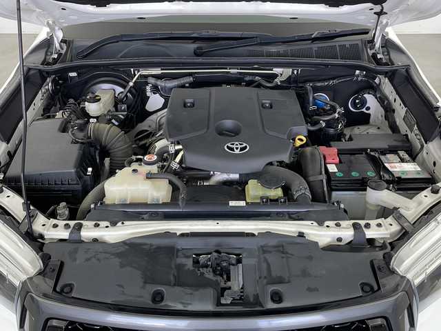 トヨタ ハイラックス Z ブラックラリーエディション 栃木県 2019(平31)年 6.4万km スーパーホワイトⅡ ４ＷＤ/トヨタセーフティセンス/純正ナビ/　フルセグ/CD/DVD/BT/USB/SD/バックカメラ/前後ドライブレコーダー/ETC/TRDマフラー /TRDサイドステップ/TRDマッドガード　/純正フロアマット/クルーズコントロール/オートライト/フォグランプ/横滑り防止/リヤデフロック/レーンキープアシスト/ヒルダウンアシスト