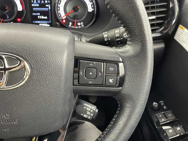 トヨタ ハイラックス Z ブラックラリーエディション 栃木県 2019(平31)年 6.4万km スーパーホワイトⅡ ４ＷＤ/トヨタセーフティセンス/純正ナビ/　フルセグ/CD/DVD/BT/USB/SD/バックカメラ/前後ドライブレコーダー/ETC/TRDマフラー /TRDサイドステップ/TRDマッドガード　/純正フロアマット/クルーズコントロール/オートライト/フォグランプ/横滑り防止/リヤデフロック/レーンキープアシスト/ヒルダウンアシスト