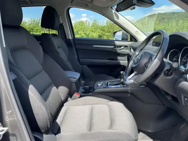 マツダ ＣＸ－５ 20S 鹿児島県 2020(令2)年 4.7万km マシーングレープレミアムM 純正ナビ/（CD/DVD/フルセグTV/Bluetooth）/アラウンドビューモニター/レーダークルーズコントロール/LEDヘッドライト/シートヒーター/純正17インチアルミホイール/ステアリングヒーター/ブラインドスポットモニター/アイドリングストップ/スマートキー/ETC