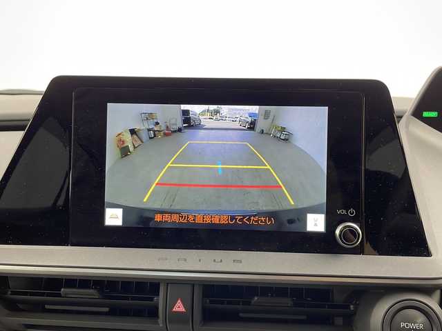 トヨタ プリウス U 愛知県 2024(令6)年 2.7万km グレー 【カラーコード：1M2 マスタに存在しません】//禁煙車//純正ディスプレイオーディオ//フルセグTV//ビルトインETC2.0//前後ドライブレコーダー(DRY-TW7500)//バックカメラ//トヨタセーフティセンス//プリクラッシュセーフティ//LTA+LDA//レーダークルーズ//オートハイビーム//ロードサインアシスト//ドライバー異常時対応システム//プロアクティブドライビングアシスト//発進遅れ告知//パーキングサポートブレーキ//LEDヘッドライト//オートライト//AC100V//純正17インチアルミホイール//純正フロアマット//純正ドアバイザー//プッシュスタート//電動格納ミラーウィンカー//電子パーキングブレーキ//ブレーキホールド//イモビライザー