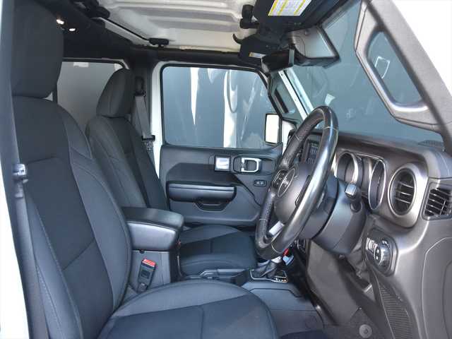 クライスラー・ジープ ジープ ラングラー アンリミテッド スポーツ 和歌山県 2020(令2)年 4.8万km 白 ACC /ディスプレイオーディオ /Apple carPlay /Bカメラ /ダウンヒルコントロール /コーナーセンサー /アイドリングストップ /MTモード付きAT /前後ドライブレコーダー /プッシュスタート /純正17AW /ETC/取扱説明書/保証書/スペアキー