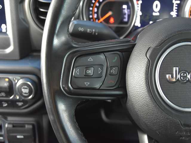 クライスラー・ジープ ジープ ラングラー アンリミテッド スポーツ 和歌山県 2020(令2)年 4.8万km 白 ACC /ディスプレイオーディオ /Apple carPlay /Bカメラ /ダウンヒルコントロール /コーナーセンサー /アイドリングストップ /MTモード付きAT /前後ドライブレコーダー /プッシュスタート /純正17AW /ETC/取扱説明書/保証書/スペアキー