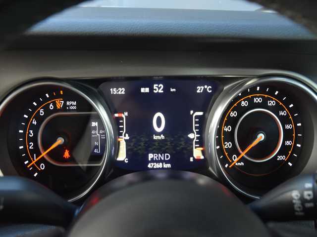 クライスラー・ジープ ジープ ラングラー アンリミテッド スポーツ 和歌山県 2020(令2)年 4.8万km 白 ACC /ディスプレイオーディオ /Apple carPlay /Bカメラ /ダウンヒルコントロール /コーナーセンサー /アイドリングストップ /MTモード付きAT /前後ドライブレコーダー /プッシュスタート /純正17AW /ETC/取扱説明書/保証書/スペアキー