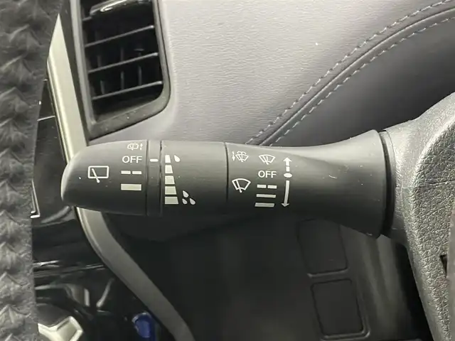 日産 セレナ e－パワー HWS V アーバンクロム 埼玉県 2022(令4)年 3.9万km ブリリアントホワイトパール 純正１０インチナビ　フリップダウンモニター　アラウンドビューモニター　ＢＳＩ　プロパイロット　レーダークルーズ　ビルトインＥＴＣ　ドラレコ　インテリジェントルームミラー　ＨＤＭＩ　オートライト　ＬＥＤ