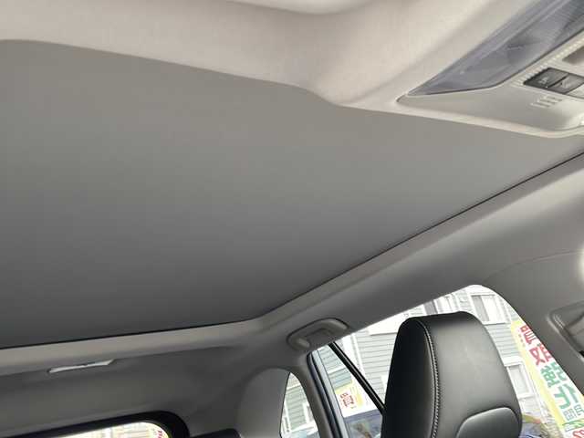 トヨタ ＲＡＶ４ ハイブリットG 神奈川県 2020(令2)年 2.9万km ホワイトパールクリスタルシャイン ワンオーナー/サンルーフ/純正メーカーナビ/(AM/FM/USB/BT/Miracast/フルセグTV)/全方位カメラ/衝突被害軽減ブレーキ/レーンキープアシスト/ブラインドスポットモニター/クリアランスソナー/オートハイビーム/レーダークルーズコントロール/黒革シート/D席メモリー機能付パワーシート/D/N席シートヒーター/ステアリングヒーター/AC100V電源/パワーバックドア/ルーフレール/ビルトインETC2.0/オートミラー/ISOFIX/スペアキー×1/保証書/取扱説明書