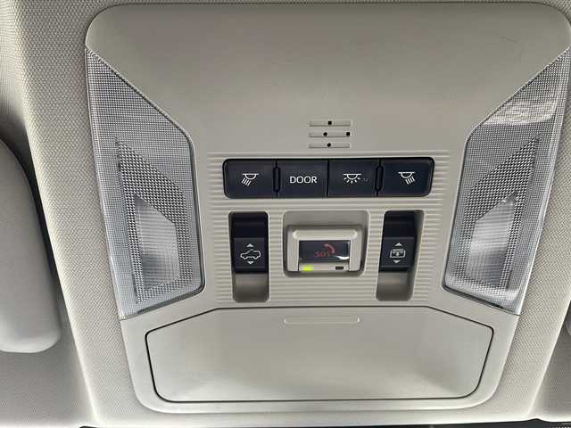 トヨタ ＲＡＶ４ ハイブリットG 神奈川県 2020(令2)年 2.9万km ホワイトパールクリスタルシャイン ワンオーナー/サンルーフ/純正メーカーナビ/(AM/FM/USB/BT/Miracast/フルセグTV)/全方位カメラ/衝突被害軽減ブレーキ/レーンキープアシスト/ブラインドスポットモニター/クリアランスソナー/オートハイビーム/レーダークルーズコントロール/黒革シート/D席メモリー機能付パワーシート/D/N席シートヒーター/ステアリングヒーター/AC100V電源/パワーバックドア/ルーフレール/ビルトインETC2.0/オートミラー/ISOFIX/スペアキー×1/保証書/取扱説明書