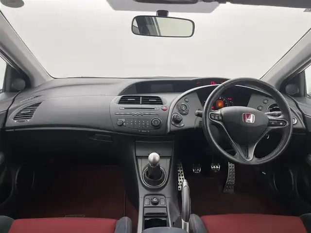 ホンダ シビック タイプR ユーロ 群馬県 2011(平23)年 8.4万km チャンピオンシップホワイト 純正CDオーディオ/==============/Ｈｏｎｄａ　Ｒ　ｓｐｅｃ　シート（アルカンターラ）純正オーディオ　マルチインフォメーションディスプレイ　キーレス　エンジンスターターボタン　シリアルプレート　ＶＳＡ　ＨＩＤ　ｉ－ＶＴＥＣ　６ＭＴ　禁煙/車内ペット毛あり