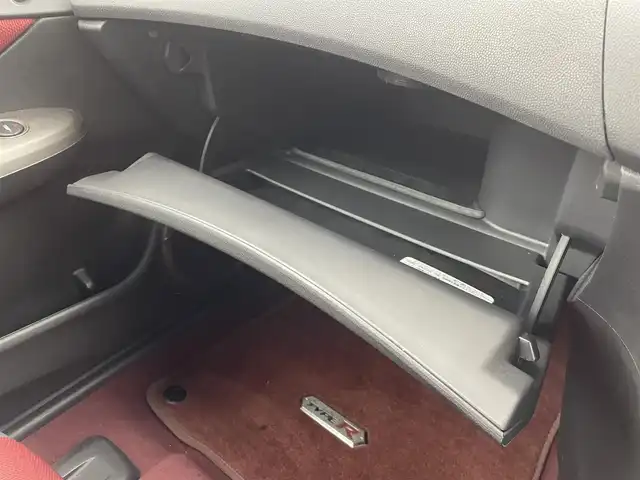 ホンダ シビック タイプR ユーロ 群馬県 2011(平23)年 8.4万km チャンピオンシップホワイト 純正CDオーディオ/==============/Ｈｏｎｄａ　Ｒ　ｓｐｅｃ　シート（アルカンターラ）純正オーディオ　マルチインフォメーションディスプレイ　キーレス　エンジンスターターボタン　シリアルプレート　ＶＳＡ　ＨＩＤ　ｉ－ＶＴＥＣ　６ＭＴ　禁煙/車内ペット毛あり