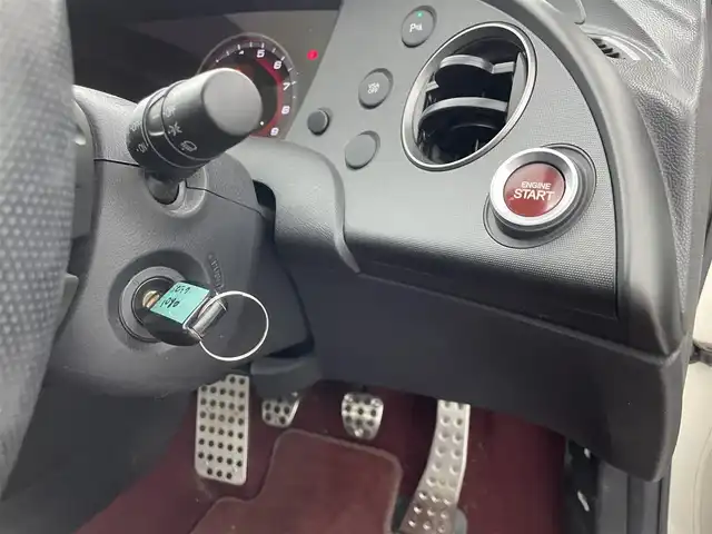 ホンダ シビック タイプR ユーロ 群馬県 2011(平23)年 8.4万km チャンピオンシップホワイト 純正CDオーディオ/==============/Ｈｏｎｄａ　Ｒ　ｓｐｅｃ　シート（アルカンターラ）純正オーディオ　マルチインフォメーションディスプレイ　キーレス　エンジンスターターボタン　シリアルプレート　ＶＳＡ　ＨＩＤ　ｉ－ＶＴＥＣ　６ＭＴ　禁煙/車内ペット毛あり