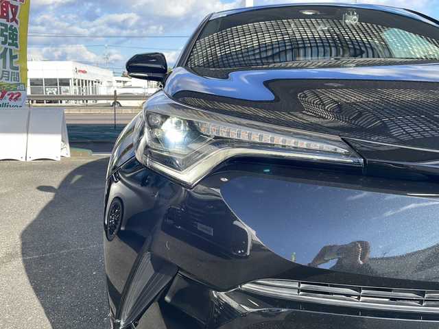 トヨタ Ｃ－ＨＲ G モード ネロ 愛知県 2019(令1)年 7.2万km ブラックマイカ 純正SDナビ/【フルセグ・DVD再生可・CD・Bluetooth】/バックカメラ/ビルトインETC/Toyota Safety Sense/【プリクラッシュセーフティシステム・レーンディパーチャーアラート・レーダークルーズコントロール・ブラインドスポットモニター】/アイドリングストップ/シートヒーター/カーテンエアバック/プッシュスタート/スマートキー/スペアキーあり/純正フロアマット/ドアバイザー/新車保証書/取扱説明書
