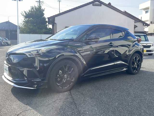 トヨタ Ｃ－ＨＲ G モード ネロ 愛知県 2019(令1)年 7.2万km ブラックマイカ 純正SDナビ/【フルセグ・DVD再生可・CD・Bluetooth】/バックカメラ/ビルトインETC/Toyota Safety Sense/【プリクラッシュセーフティシステム・レーンディパーチャーアラート・レーダークルーズコントロール・ブラインドスポットモニター】/アイドリングストップ/シートヒーター/カーテンエアバック/プッシュスタート/スマートキー/スペアキーあり/純正フロアマット/ドアバイザー/新車保証書/取扱説明書