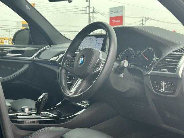ＢＭＷ Ｘ３ xDrive20d Mスポーツ 埼玉県 2017(平29)年 5.8万km 黒 黒革シート　/ＨＵＤ　/純正ナビ　/フルセグ　/３６０カメラ　/全席シートヒーター　/パワーシート　/ＡＣＣ　/ＢＳＭ　/ＬＥＤヘッドライト　/ＯＰ２０インチアルミホイール/パワーバックドア　/ドライブレコーダー　ＥＴＣ