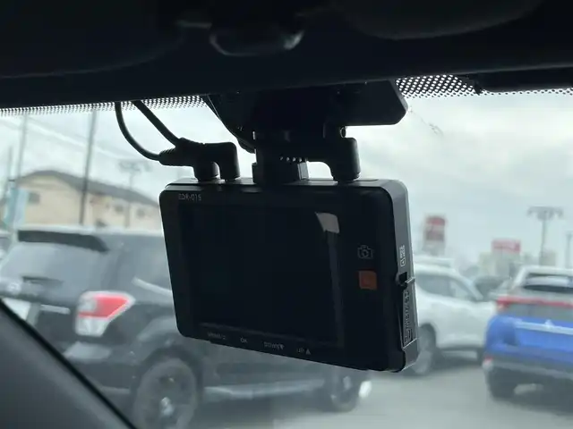 マツダ ＣＸ－８ XD プロアクティブ 茨城県 2018(平30)年 3.9万km スノーフレイクホワイトパールマイカ 純正ナビ/【AM・FM・aha・Sticher・BT・USB・ＣＤ・ＤＶＤ・ＡＵＸ・ＴＶ】/シートヒーター/パワーシート/シートメモリ/ステアリングヒーター/ルーフレール/電動リアゲート/ＢＳＭ/ＨＵＤ/レーダークルコン/全方位カメラ/ＥＴＣ/前後ドラレコ/前後コーナーセンサー/ブレーキホールド/オートライト/純正フロアマット/純正アルミホイール