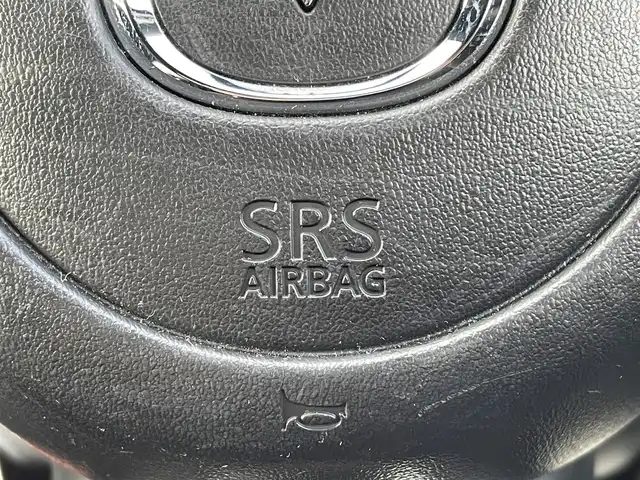 マツダ マツダ３ファストバック 15S ツーリング 山梨県 2020(令2)年 3.9万km スノーフレイクホワイトパールマイカ ワンオーナー/純正ナビ/純正CD/DVD/Bluetooth接続/フルセグTV/ETC/ミラー一体型ドライブレコーダー/電動パーキングブレーキ/ブレーキホールド/アダプティブクルーズコントロール/ステアリングスイッチ/スペアキー/取扱説明書/保証書