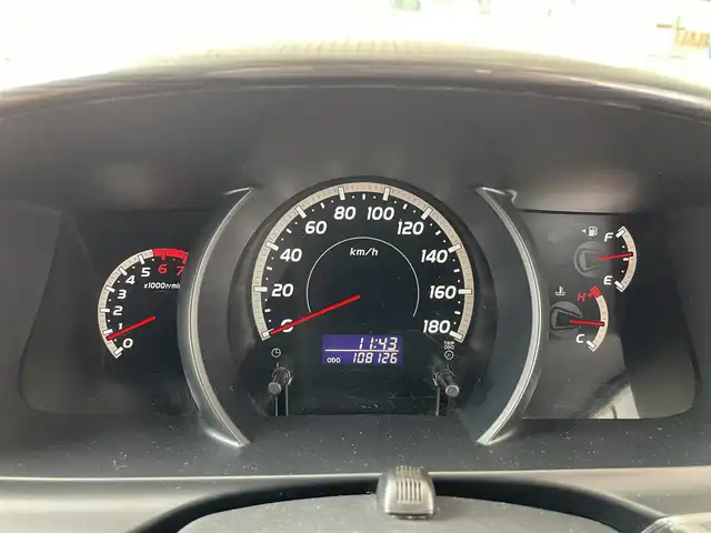 トヨタ ハイエース GL 青森県 2010(平22)年 10.9万km Ｌグリーン 4WD/フルセグTV/社外メモリナビ/AM/FM/CD/DVD/BT/USB/片側パワースライド/オートライト/フォグランプ/社外フリップダウンモニター/ETC/コーナーセンサー/バックカメラ/ホワイトレタータイヤ/社外フロントグリル/社外センターコンソール/社外シートカバー/冬タイヤ積み込み有/取扱説明書