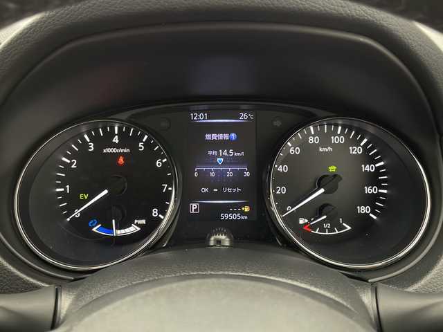 日産 エクストレイル ハイブリッド 20Xi 宮城県 2020(令2)年 6万km バーニングレッド デジタルインナーミラー/後席モニター/純正ナビ/(AM/FM/iPod/BT/SD/USB/TV/CD/DVD/Blu-ray)/全方位カメラ/ETC2.0/ナビ連動ドライブレコーダー/プロパイロット/エマージェンシーブレーキ/レーダークルーズコントロール/シートヒーター/プッシュスタート/スマートキー/オートライト/LEDヘッドライト/ヘッドライトレベライザー/純正フロアマット/純正17インチアルミホイール