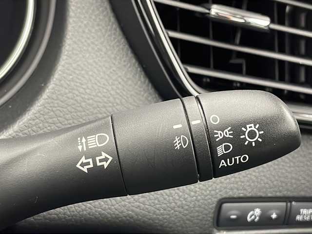 日産 エクストレイル ハイブリッド 20Xi 宮城県 2020(令2)年 6万km バーニングレッド デジタルインナーミラー/後席モニター/純正ナビ/(AM/FM/iPod/BT/SD/USB/TV/CD/DVD/Blu-ray)/全方位カメラ/ETC2.0/ナビ連動ドライブレコーダー/プロパイロット/エマージェンシーブレーキ/レーダークルーズコントロール/シートヒーター/プッシュスタート/スマートキー/オートライト/LEDヘッドライト/ヘッドライトレベライザー/純正フロアマット/純正17インチアルミホイール