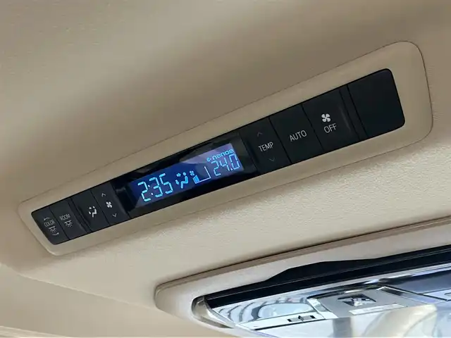 トヨタ アルファードハイブリット X 道南・函館 2019(平31)年 15.6万km ホワイトパールクリスタルシャイン /ALPINE製ナビ//フルセグTV//夏冬タイヤ//純正エンジンスターター//バックカメラ//ETC//ALPINE製フリップダウンモニター//両側パワースライドドア//プリクラッシュセーフティ//レーダークルーズコントロール//レーンディパーチャーアラート//クリアランスソナー//オートマチックハイビーム//LEDヘッドライト//オートライト//スマートキー//エンジンプッシュスタート//寒冷地仕様//ワンオーナー