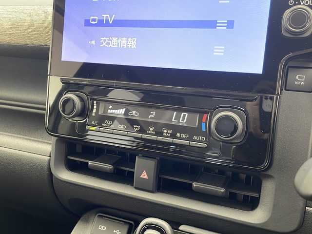 トヨタ シエンタ ハイブリッド Z 愛知県 2023(令5)年 1.5万km アーバンカーキ トヨタセーフティセンス/１０．４型純正ディスプレイオーディオ（ナビあり）/全方位カメラ/両側パワースライドドア/レーダークルーズコントロール/フルセグ/Bluetooth/バックカメラ/コーナーセンサー/ETC2.0/純正アルミホイール/ブラインドスポットモニター/LEDヘッドライト/オートマチックハイビーム/ステアリングスイッチ/スマートキー/プッシュスタート