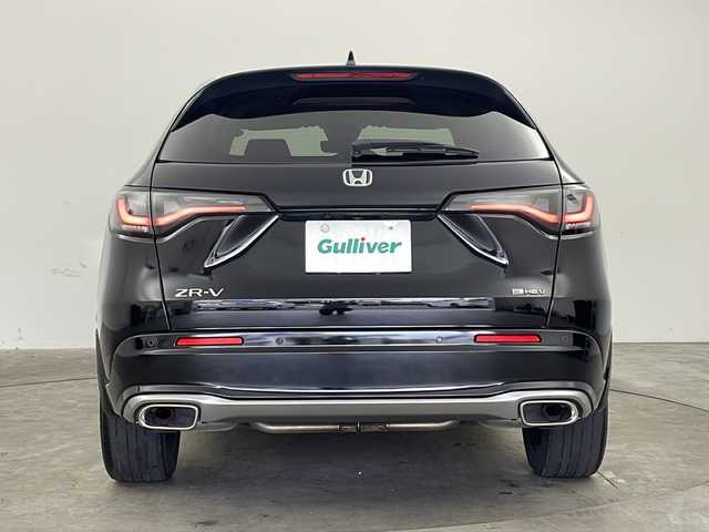 ホンダ ＺＲ－Ｖ ハイブリッド e:HEV Z 兵庫県 2023(令5)年 3.8万km クリスタルブラックパール ・Honda SENSING/・衝突軽減ブレーキ（CMBS）/・先行車発進お知らせ機能/・歩行者事故低減ステアリング/・路外逸脱抑制機能/・標識認識機能/・渋滞追従機能付アダプティブクルーズコントロール（ACC）/・車線維持支援システム（LKAS）/・トラフィックジャムアシスト（渋滞運転支援機能）/・ブラインドスポットインフォメーション/・誤発進抑制機能/・後方誤発進抑制機能/・近距離衝突軽減ブレーキ/・パーキングセンサーシステム/・アダプティブドライビングビーム/・マルチビューカメラシステム/・Honda CONNECTディスプレー/フルセグ/BT/USB/スマホ連携/・ビルトインETC2.0/・パドルシフト/・ステアリングヒーター/・ワイヤレス充電器/・本革シート/・前席パワーシート/・運転席＆助手席シートヒーター/・BOSEプレミアムサウンドシステム(12スピーカー)/・プラズマクラスター/・ハンズフリーアクセスパワーテールゲート/・18インチアルミホイール