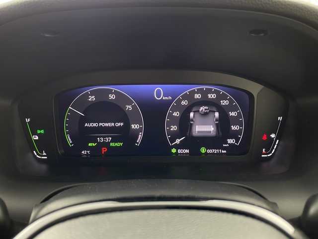ホンダ ＺＲ－Ｖ ハイブリッド e:HEV Z 兵庫県 2023(令5)年 3.8万km クリスタルブラックパール ・Honda SENSING/・衝突軽減ブレーキ（CMBS）/・先行車発進お知らせ機能/・歩行者事故低減ステアリング/・路外逸脱抑制機能/・標識認識機能/・渋滞追従機能付アダプティブクルーズコントロール（ACC）/・車線維持支援システム（LKAS）/・トラフィックジャムアシスト（渋滞運転支援機能）/・ブラインドスポットインフォメーション/・誤発進抑制機能/・後方誤発進抑制機能/・近距離衝突軽減ブレーキ/・パーキングセンサーシステム/・アダプティブドライビングビーム/・マルチビューカメラシステム/・Honda CONNECTディスプレー/フルセグ/BT/USB/スマホ連携/・ビルトインETC2.0/・パドルシフト/・ステアリングヒーター/・ワイヤレス充電器/・本革シート/・前席パワーシート/・運転席＆助手席シートヒーター/・BOSEプレミアムサウンドシステム(12スピーカー)/・プラズマクラスター/・ハンズフリーアクセスパワーテールゲート/・18インチアルミホイール