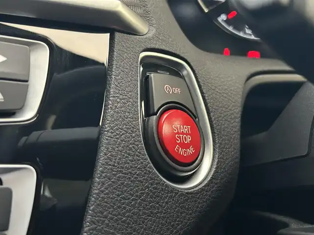 ＢＭＷ Ｍ２ コンペティション 茨城県 2019(令1)年 2.3万km ホッケンハイムシルバー 禁煙車/純正HDDナビ/バックカメラ/ETC/純正ドライブレコーダー/REMUSマフラー/3D Designスポーツステアリング/BMW Studieワイドルームミラー/harman/kardonサウンドシステム/3.0L直6エンジン(アルミ合金製クランクケース)/BMW Mツインターボテクノロジー/パラレルツインターボチャージャー/高精度ダイレクトインジェクションシステム/バルブトロニック/ダブルVANOS/アクティブMディファレンシャル/Mスポーツブレーキシステム/MライトアロイホイールYスポークスタイリング788M(鍛造)/衝突回避・被害軽減ブレーキ/前車接近警告機能/レーンディパーチャーウォーニング/フロント・リヤPDC/クルーズコントロール/アダプティブLEDヘッドライト/オートライト/レインセンサー/リヤフォグランプ/ダコタレザーMスポーツシート/前席パワーシート・シートヒーター/運転席ポジションメモリー/ステアリングスイッチ/ドライブモード(SPORT PLUS・SPORT・CONFORT)/純正フロアマット/プッシュスタート/M・ドアミラー(リバース連動機能付)/新車保証書・取扱説明書/スペアキー